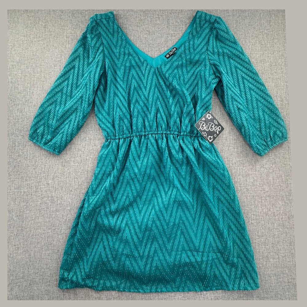 NEW! BeBop Chevron‎ Mini Dress Green Medium Lined 3/4th Sleeves V-Neckline